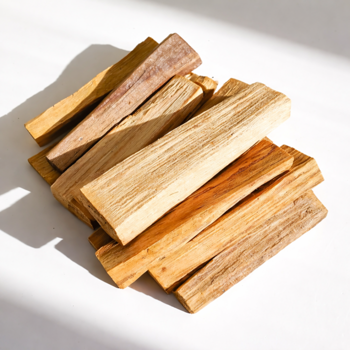 sandalwood-oil-3.png